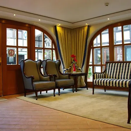 Vier Spitzen Hotel Lauenforde