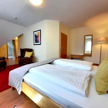 Vier Spitzen * Lauenforde