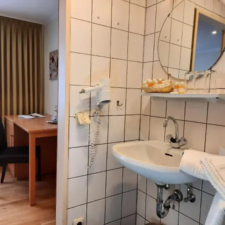 Vier Spitzen * Lauenforde