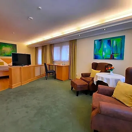 Hotel Vier Spitzen *