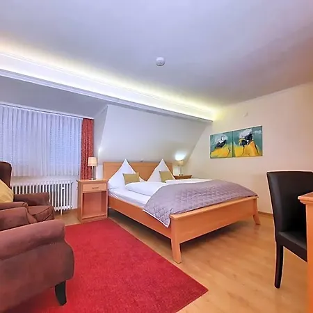 Hotel Vier Spitzen Lauenforde