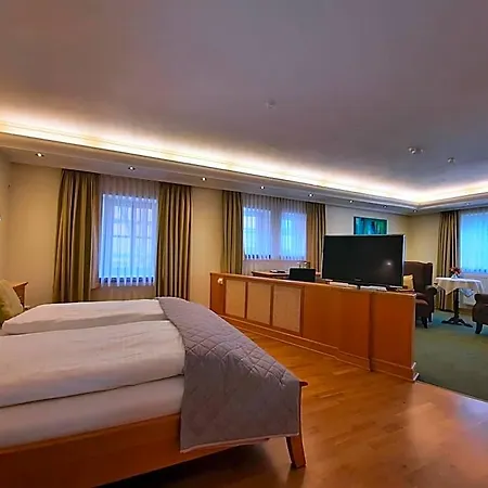 Hotel Vier Spitzen *